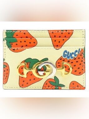 GUCCi Zumi Strawberry Leather Horsebit Card Holder